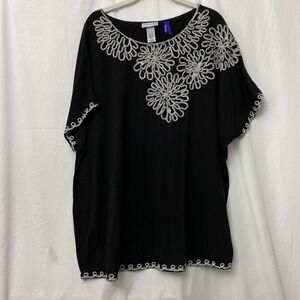 Maggie Barnes for Catherines Black w/Embroided Floral Design Top - SZ 2XWP